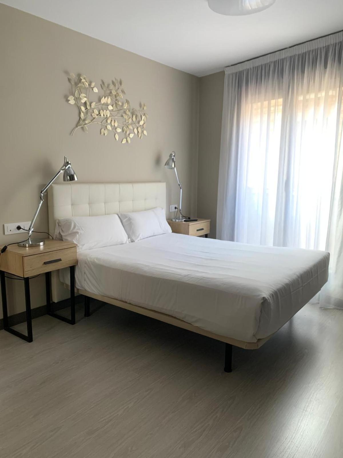 Eh - Apartamentos Heroismo Сарагоса Экстерьер фото