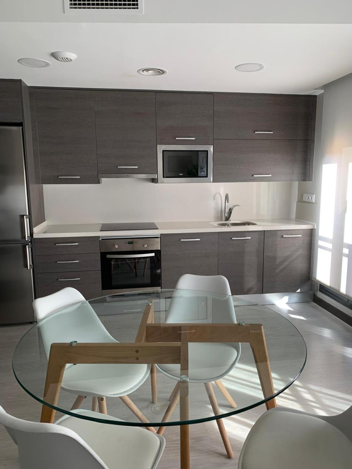 Eh - Apartamentos Heroismo Сарагоса Экстерьер фото