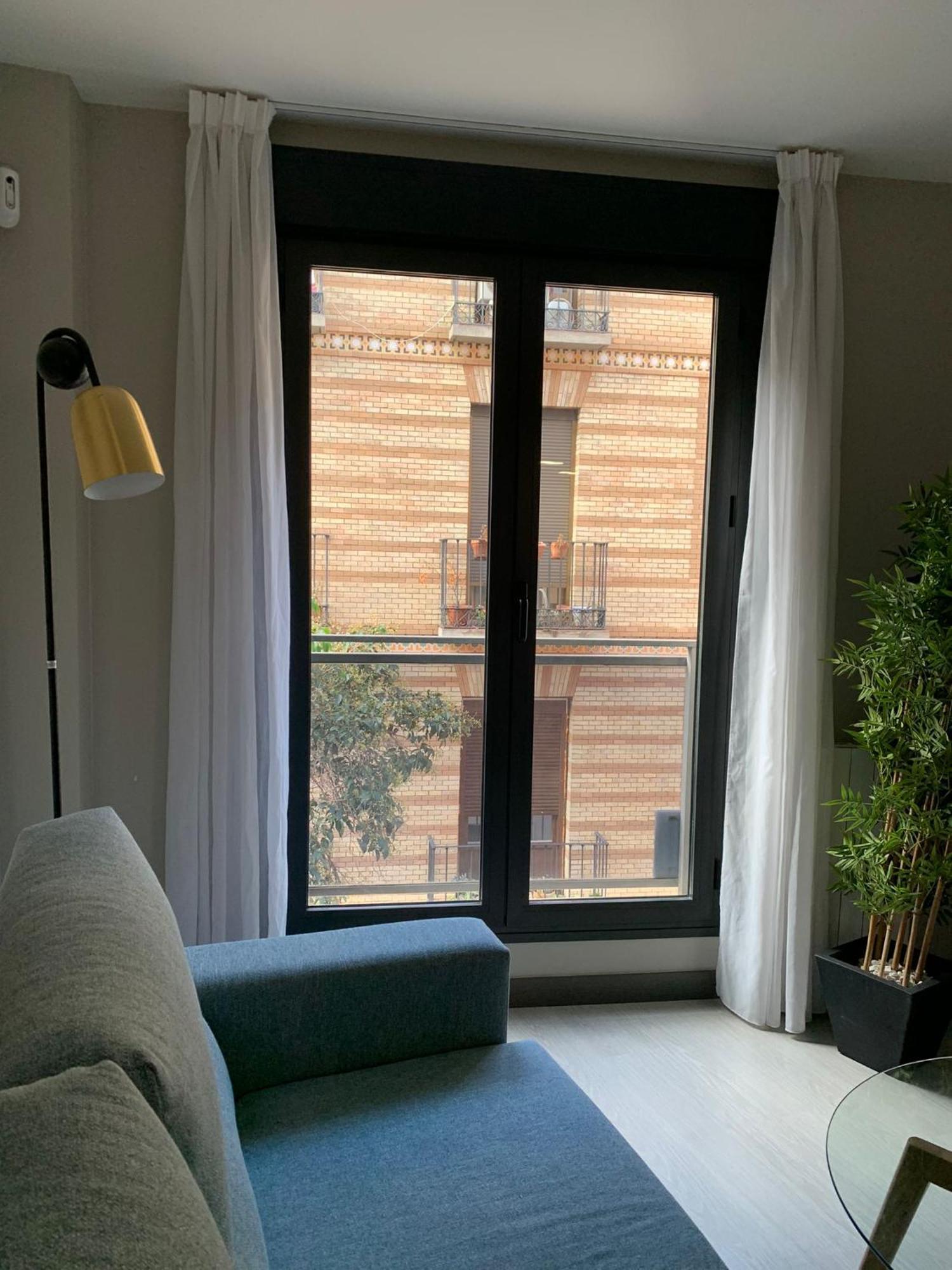 Eh - Apartamentos Heroismo Сарагоса Экстерьер фото