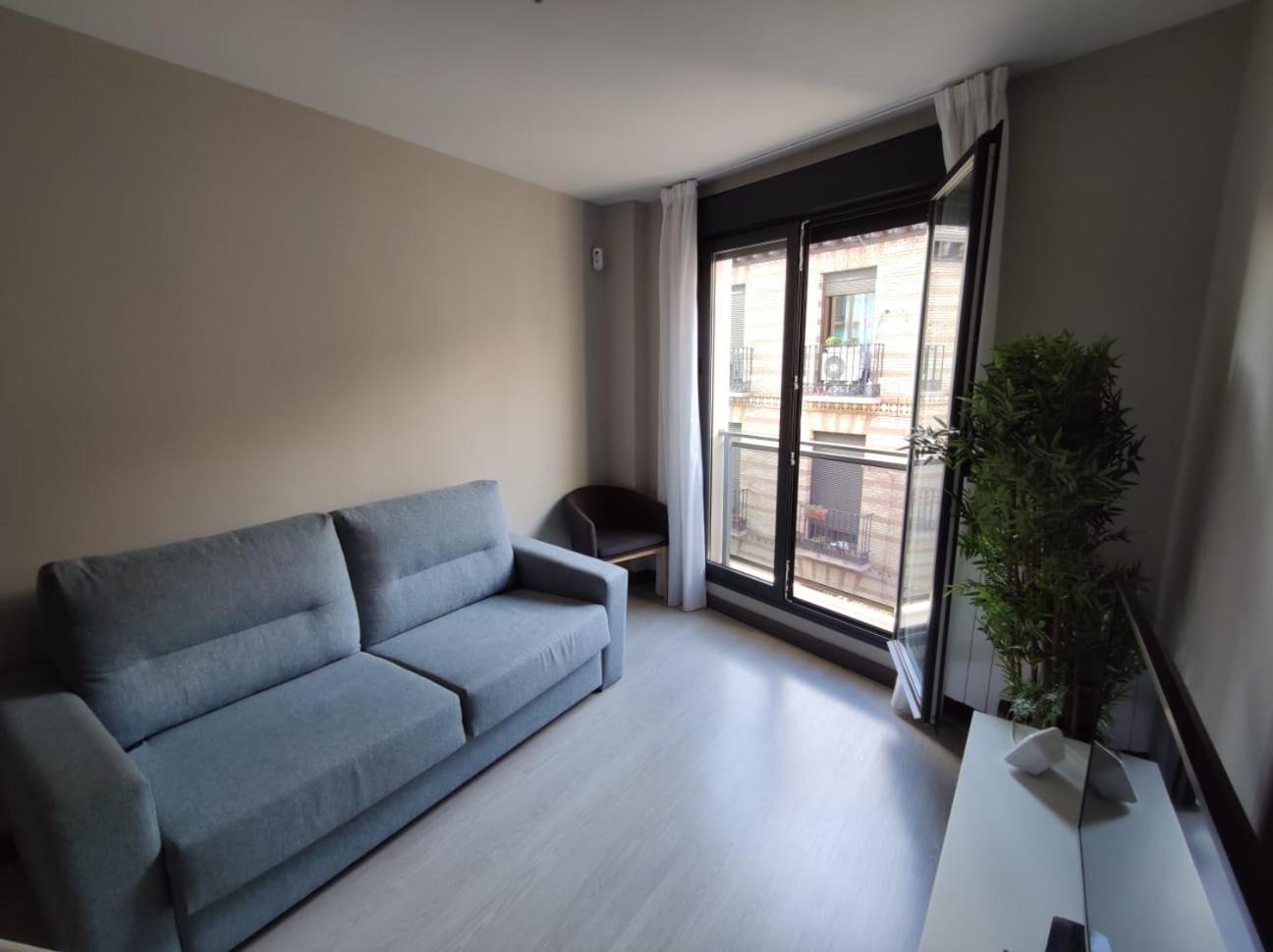 Eh - Apartamentos Heroismo Сарагоса Экстерьер фото